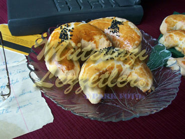 Pendirli Ay Qoğalı