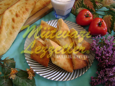 Toyuqlu Pide
